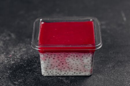 Пудинг Чиа малина