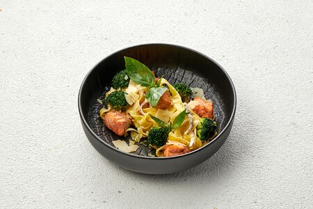 Паста с лососем