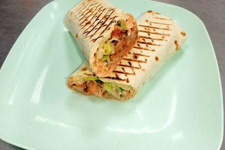 Шаурма из свинины в лаваше