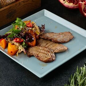 Теплый салат c баклажанами с крем чиз