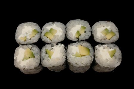 Ролл Сыр-авокадо