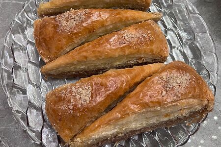 Пахлава с грецким орехом