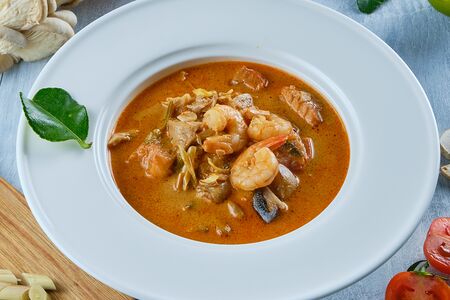 Том ям халяль