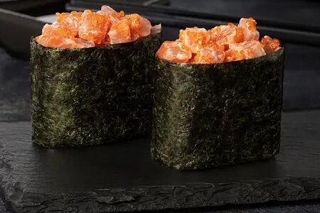 Гункан с тунцом