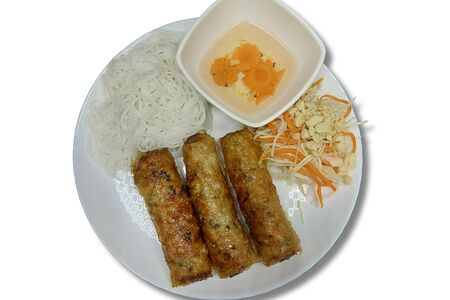 Рисовая вермишель с блинами Бун Нэм