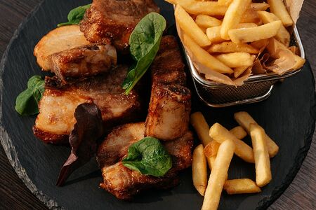 Ребрышки свиные