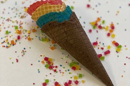 Вафельный рожок большой