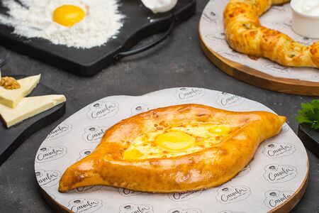 Хачапури по-аджарски среднее