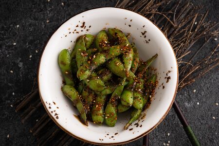 Эдамамэ, жаренные с шичими