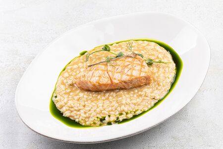 Ризотто с лососем