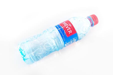 Вода негазированная Mever
