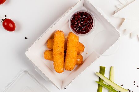 Жареный сулугуни в румяной панировке