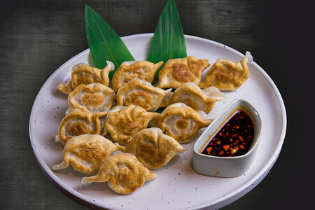 Пельмени со свининой и креветкой