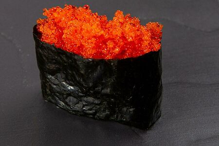 Тобико оранж суши