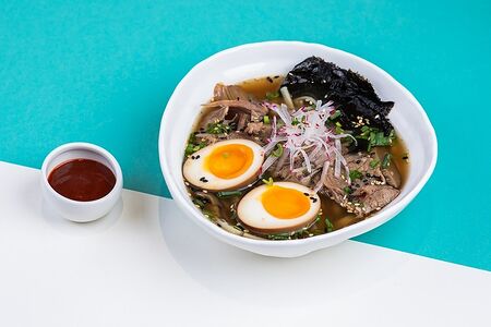 Рамен с говяжей грудинкой