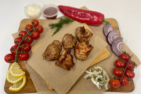 Шашлык из cвинoй шейки