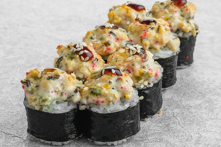 Запеченный ролл с мидиями