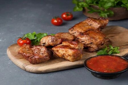 Шашлык из cвинoй шейки