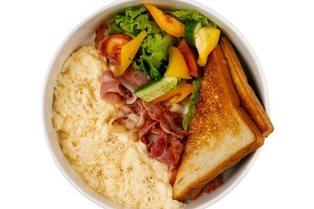 Скрембл с беконом