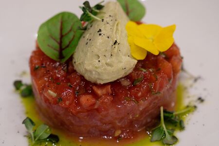 Тар-тар тунец