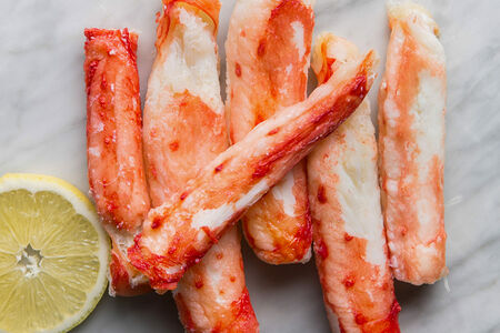 Мясо краба вареное охлажденное