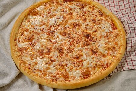 Пицца Ветчина-салями