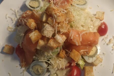 Цезарь с семгой