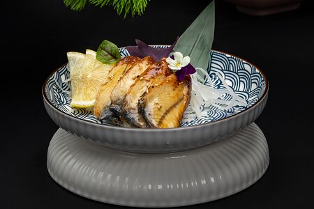 Сашими унаги