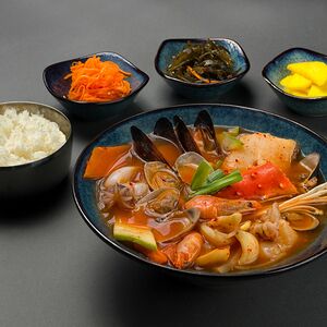 Суп Хемультан с палтусом и морепродуктами