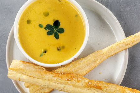 Крем-суп из цукини на сливках