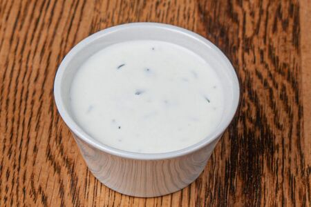 Сметснно-чесночный/ сметана