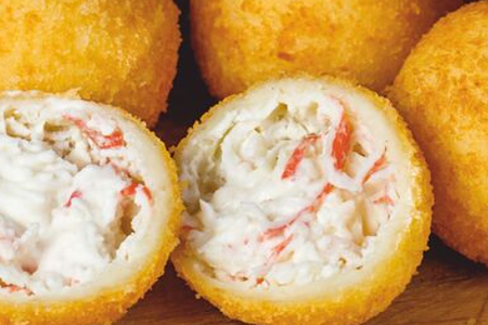 Сырные шарики с крабом