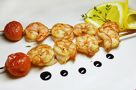 Шашлык из тигровых креветок