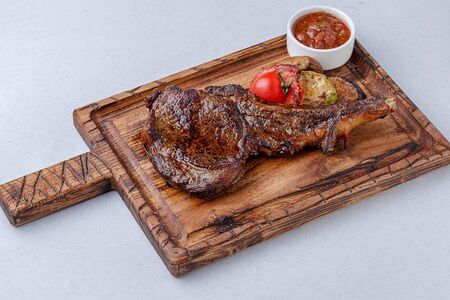 Стейк Томагавк