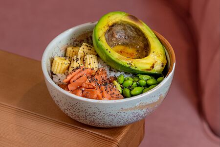 Поке с лососем