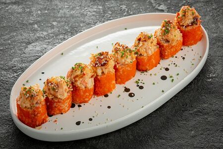 Запеченный лосось с гребешком и сливочным сыром