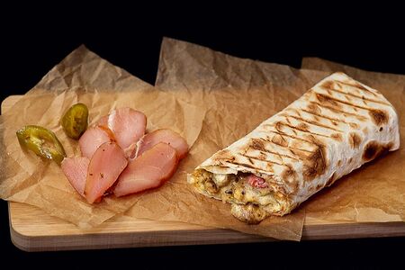 Шаурма с копченой курицей