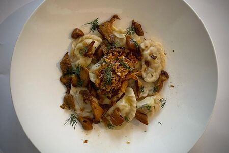 Вареники с белыми грибами и картофелем