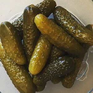 Огурцы маринованные