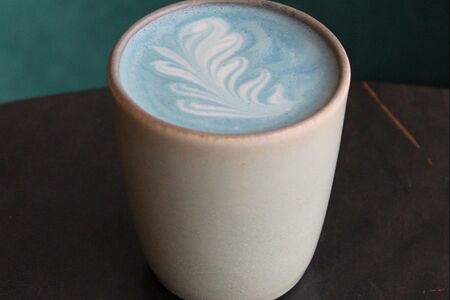 Матча голубая