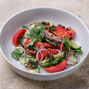 Овощной салат по-грузински