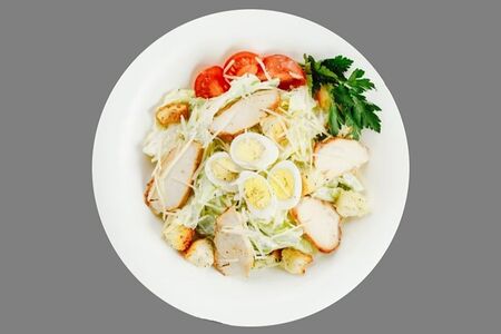 Салат цезарь с курицей