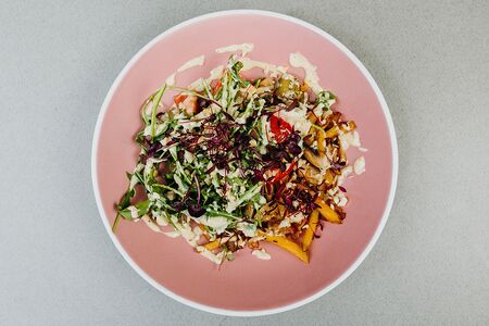 Тёплый салат с беконом и трюфельным картофелем