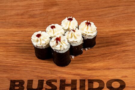 Маки Томаго и сыр