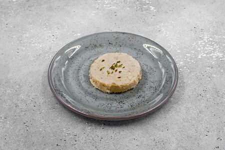 Биточек из индейки на пару