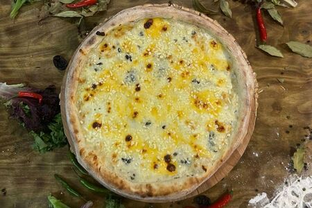 Пицца 33см Четыре сыра