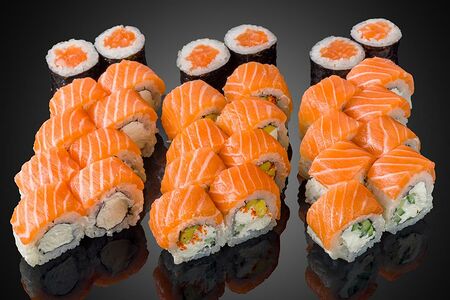 Сет с лососем Xl 30 шт