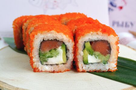 Калифорния с лососем