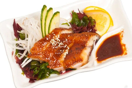 Сашими Угорь