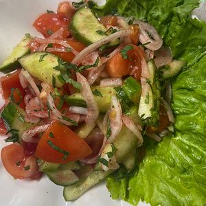 Свежий салат